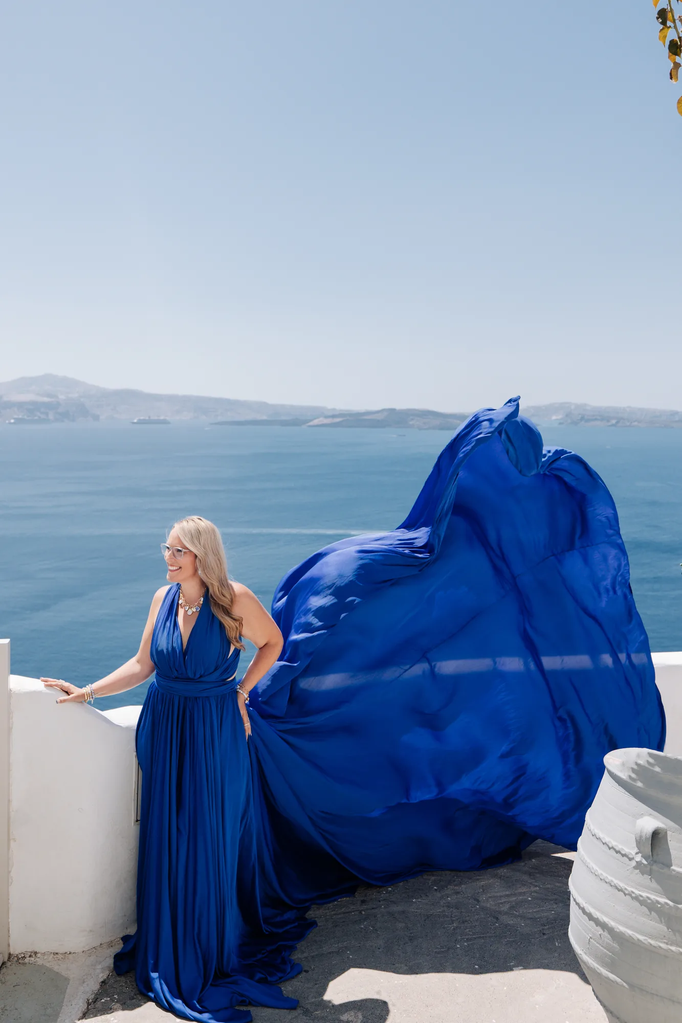 ThinJen Santorini photo 4