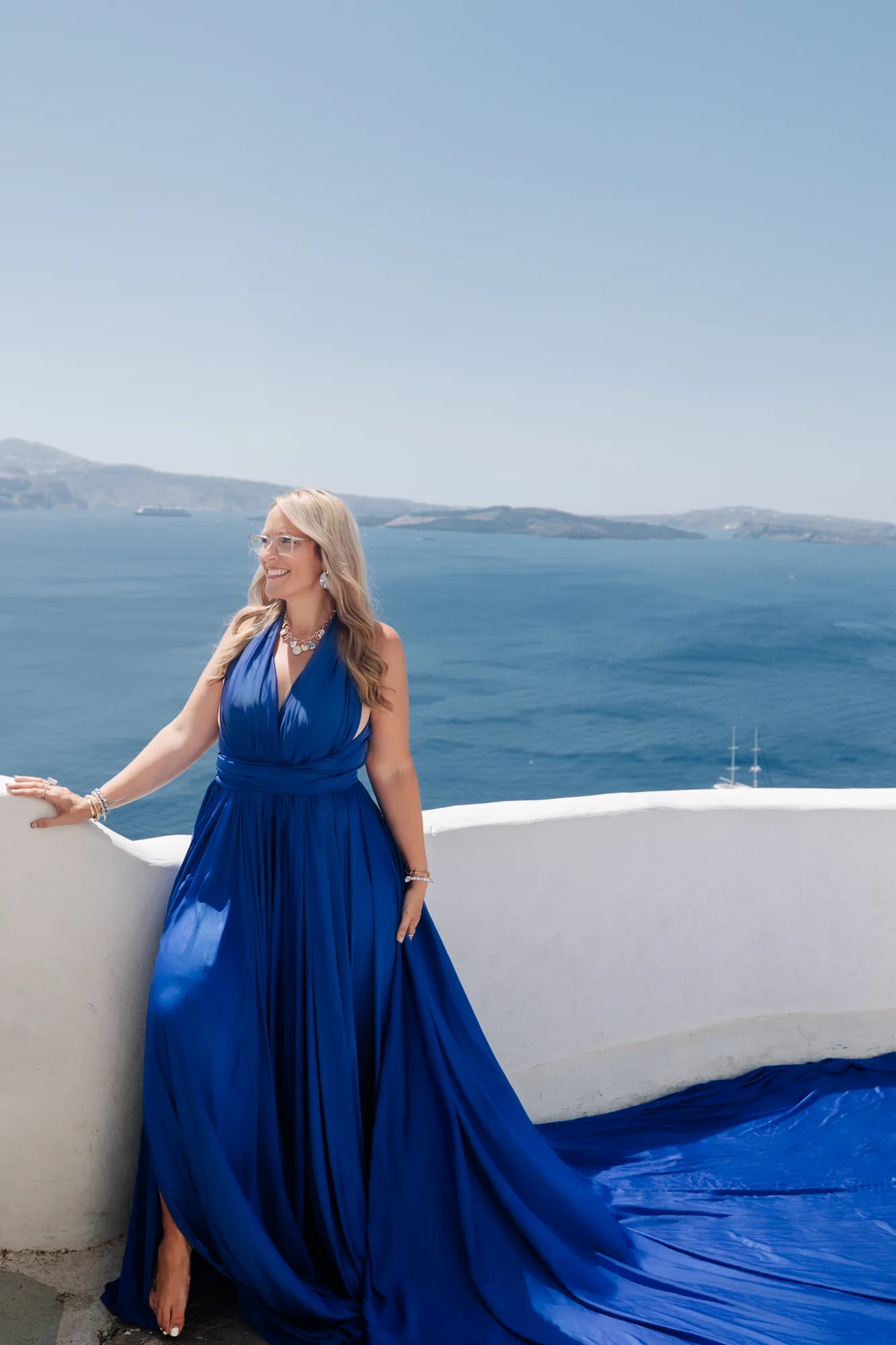 ThinJen Santorini photo 8